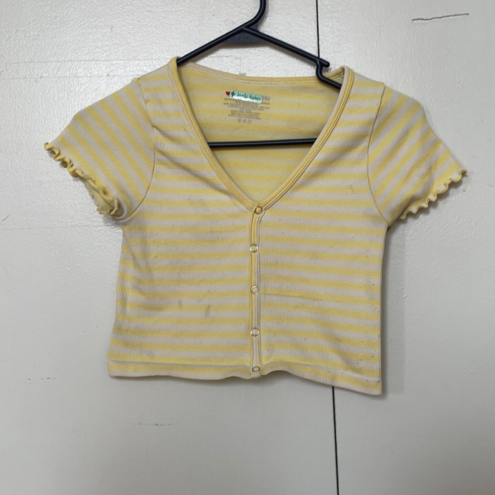 This is a striped T-shirt I am cropped top